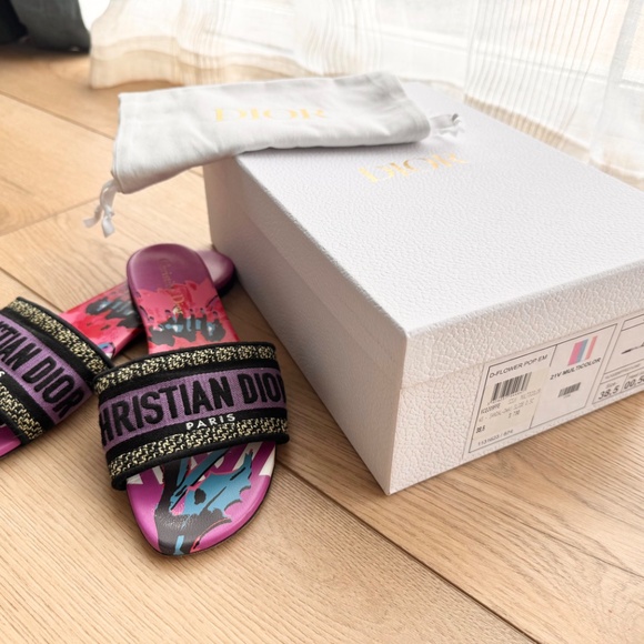 DIOR Canvas D-Flower Pop Embroidered Dway Flat Slide Sandals 38.5 - Picture 3 of 9